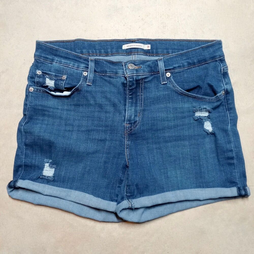 Levi's Women's Mid Length Shorts Size 31 (Fits 33) Stretch Denim Cuffed Stretch